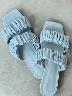 Villa Rouge Mattison Ruched Strap Leather Sandals in Sky Blue - Sz 8.5